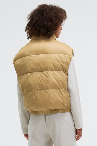 SENSES.THE LABEL Vest in Brown