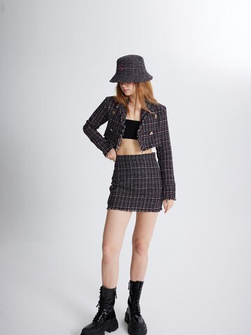 HOLLY LOLLY Between-season jacket in Black