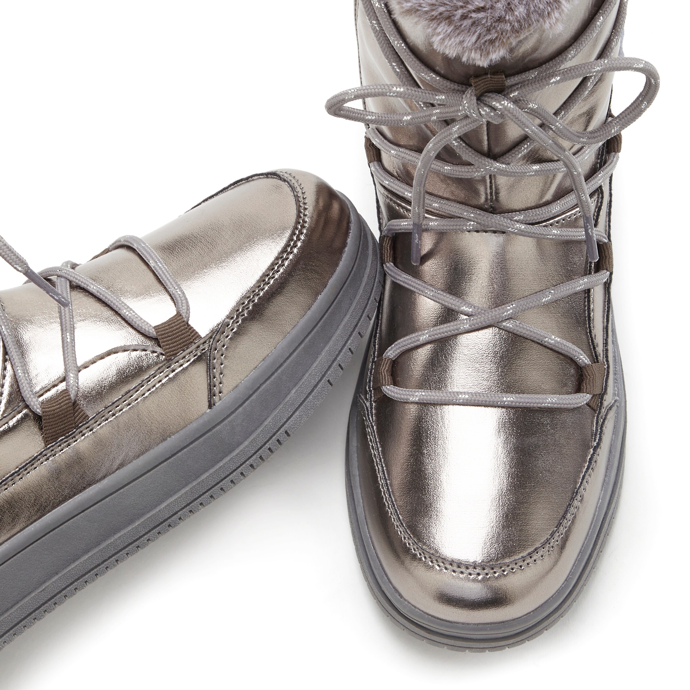 LASCANA Snowboots in Bronze