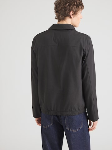 Calvin Klein Átmeneti dzseki 'Seersucker' - fekete