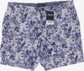 Club Monaco Shorts in 31 in Blue: front