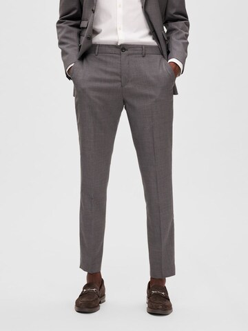 SELECTED HOMME Slim fit Pleated Pants in Grey: front