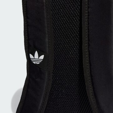 ADIDAS ORIGINALS Rucksack in Schwarz