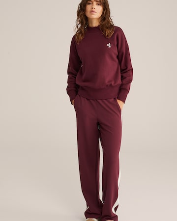 WE Fashion Regularen Hlače | rdeča barva