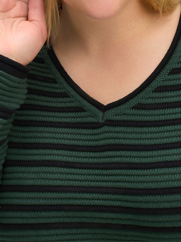 SHEEGO Neulepaita värissä vihreä