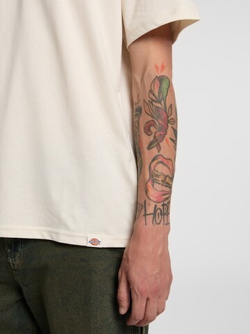 DICKIES Футболка 'Panther' в Белый