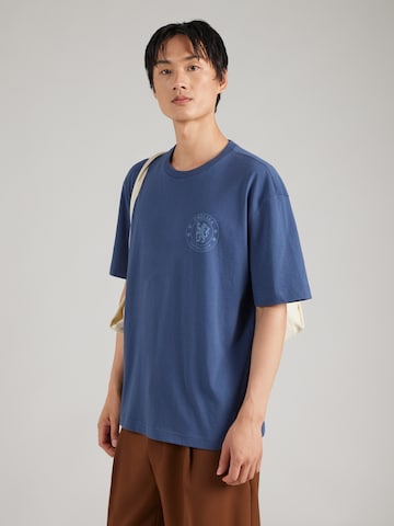 HOLLISTER T-shirt 'SOCCER LIC CHELSEA' i blå: framsida