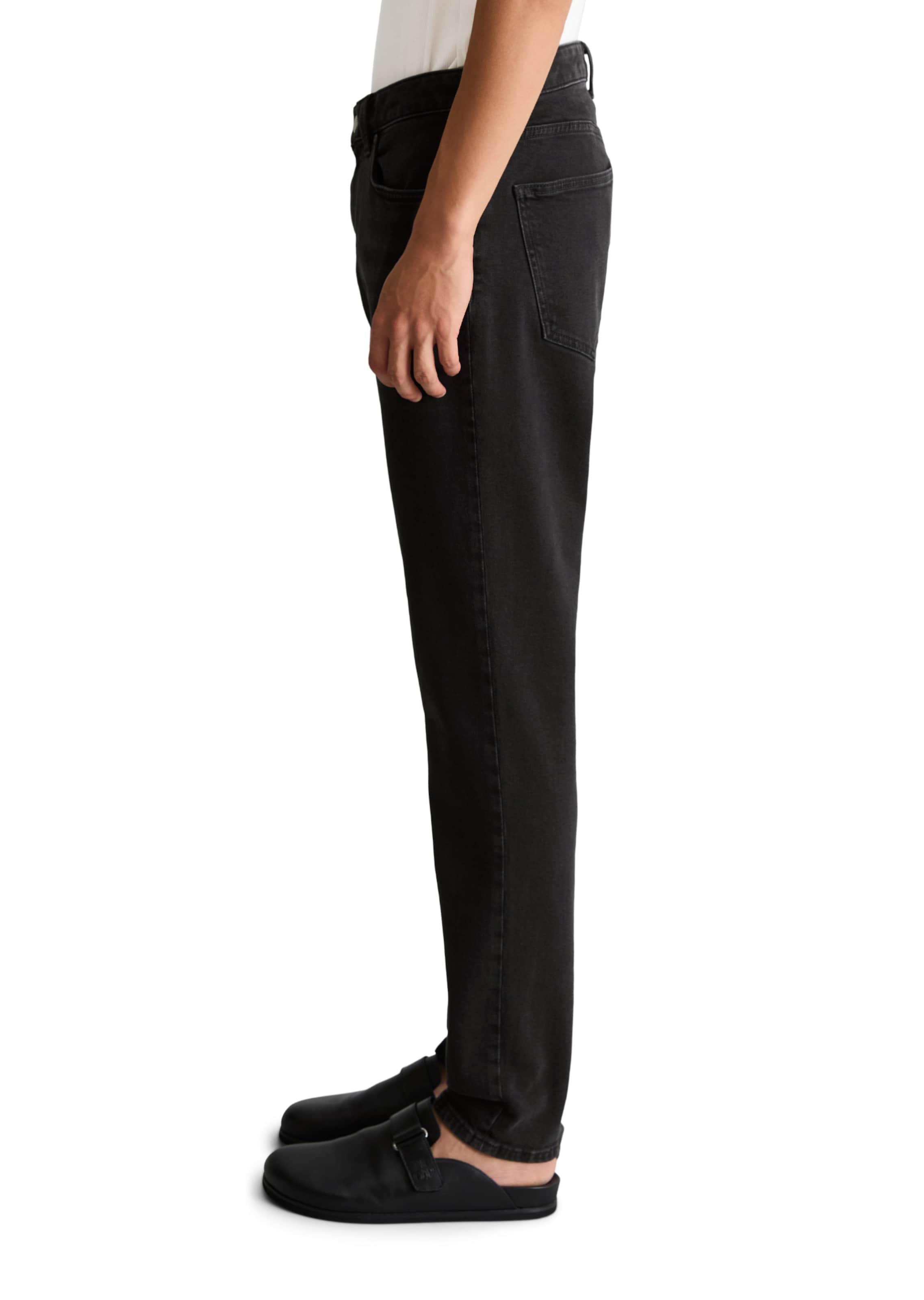 Marc O'Polo DENIM Tapered Jeans in Black
