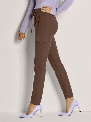 Effilé Pantalon MADELEINE en marron