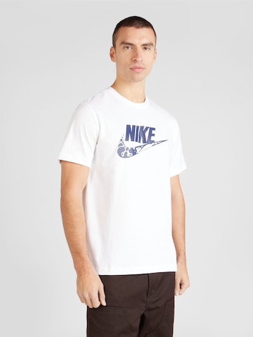 Tricou 'FUTURA' de la Nike Sportswear pe alb: față