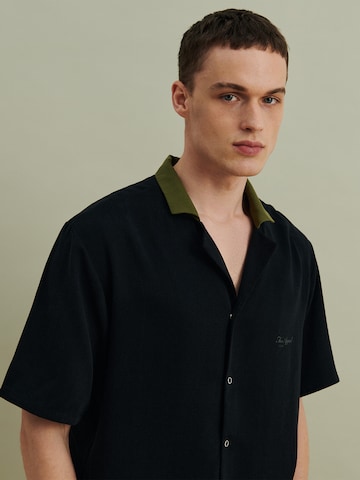 DAN FOX APPAREL Regular fit Button Up Shirt 'Bastian' in Black