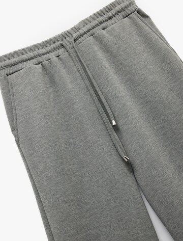 Koton Loosefit Hose in Grau