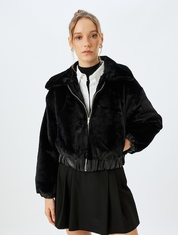 Koton Jacke in Schwarz: Vorderseite