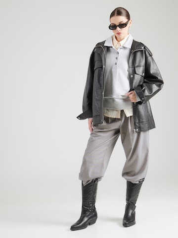 Gina Tricot Sweatshirt in Grau