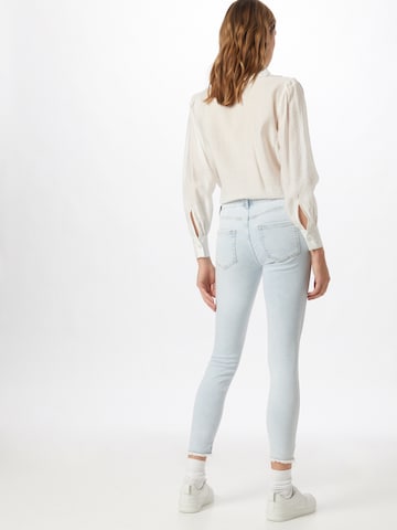 Skinny Jean 'Blush' ONLY en bleu