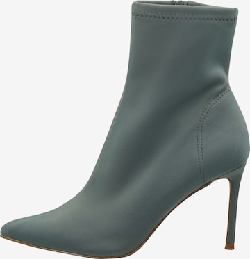 STEVE MADDEN Ankle Boots in Grey