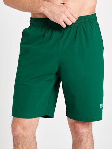 SPORTKIND Regular Sporthose 'Shorts lang'‌‌‌‌‌‌ in Grün: Vorderseite