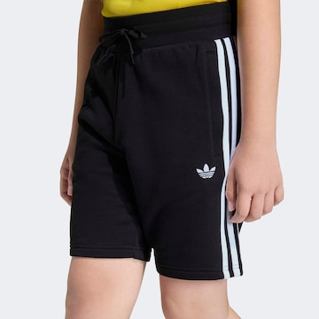ADIDAS ORIGINALS - regular Pantalón en negro: frente
