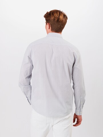 Coupe regular Chemise ESPRIT en blanc