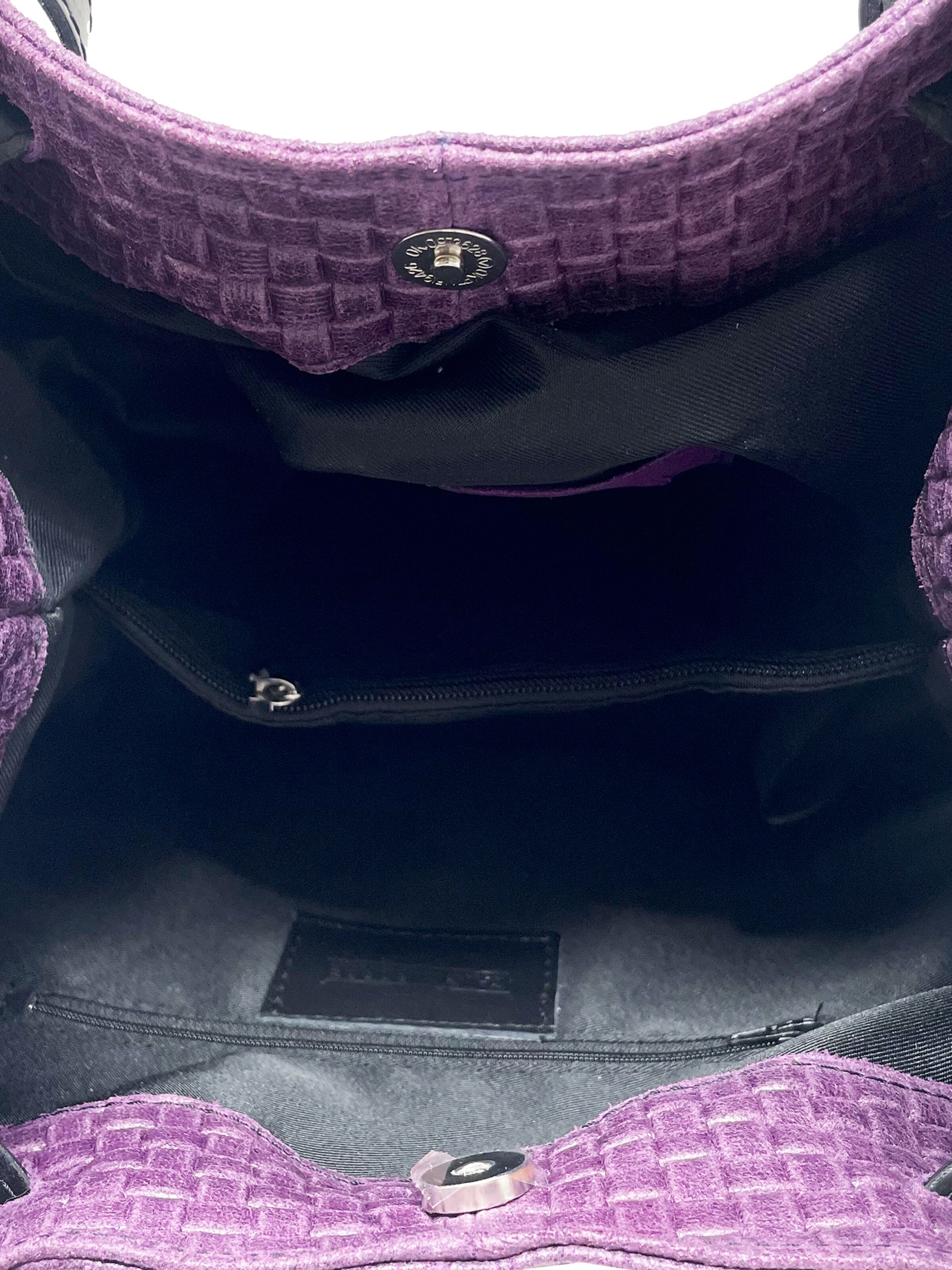 CHICCA BORSE Handbag in Purple