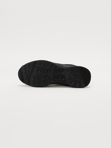juoda ICEPEAK Pusbačiai 'AHOLA'