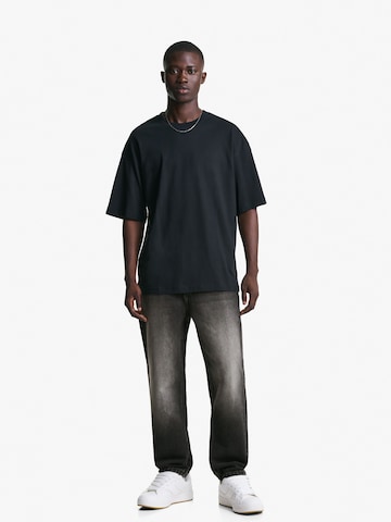 Bershka Loose fit Jeans in Black