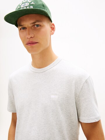 Tommy Jeans Shirt in Grey