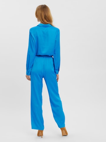 VERO MODA Zvonové kalhoty Kalhoty 'Natalia' – modrá