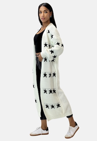 Elara Strickmantel in Weiß