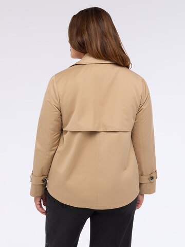 Manteau d’hiver Fiorella Rubino en beige