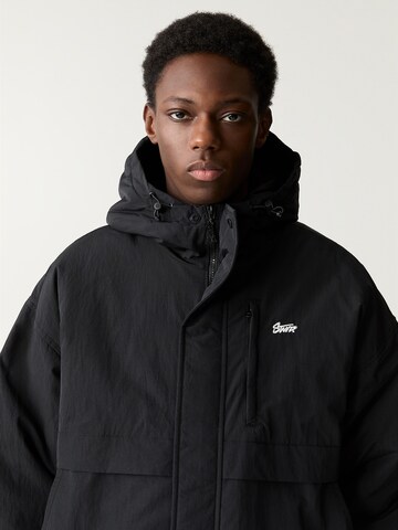 Giacca di mezza stagione di Pull&Bear in nero
