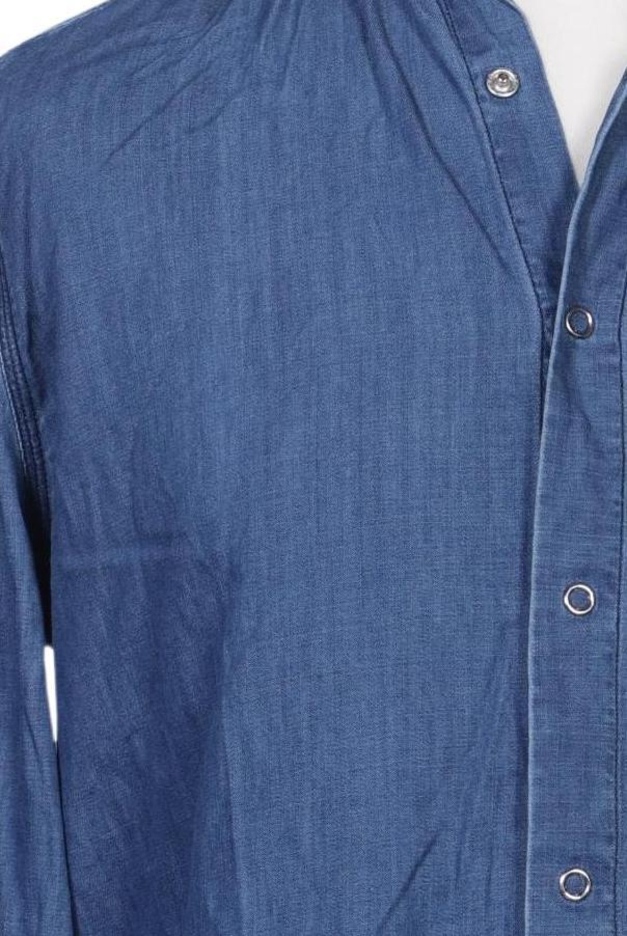 Lacoste LIVE Button Up Shirt in M in Blue