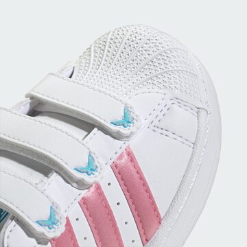 Baskets 'Disney Superstar II' ADIDAS ORIGINALS en blanc