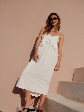 Robe d’été Next en blanc