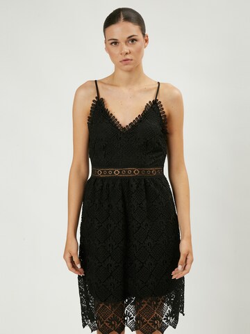 Influencer Summer Dress in Black: front