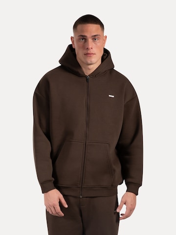 Smilodox Cedrik Basic Zipper Hoodie in Braun: Vorderseite