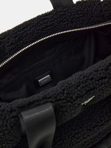 GUESS Handbag in Black