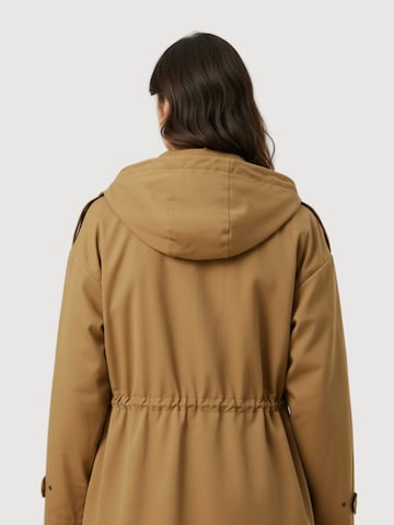WEARABLE STORIES Between-seasons parka 'Victorinne' in Beige