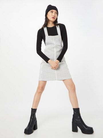 Envii Dungaree skirt 'FIG' in White