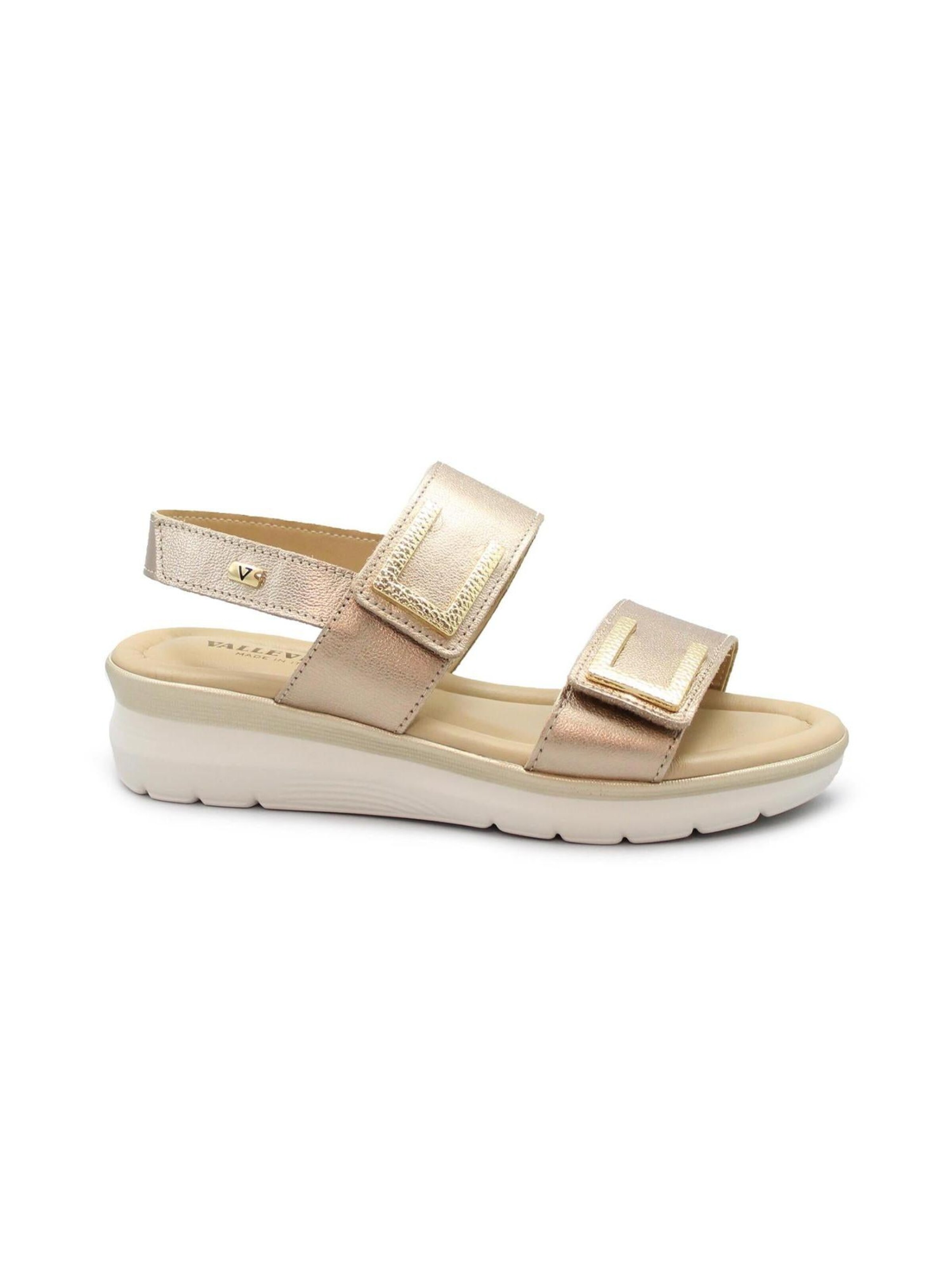 Valleverde Sandals in Brown: front