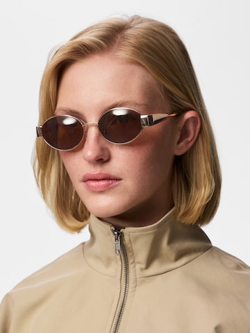 PIECES - Gafas de sol 'PCGEMMA' en oro