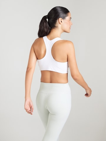 Bustino Reggiseno sportivo di EA7 Emporio Armani in bianco