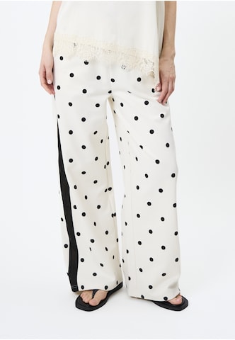 OH APRIL Wide Leg Hose 'Kael' in Weiß: Vorderseite