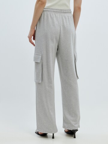 regular Pantaloni 'Lulia' di EDITED in grigio