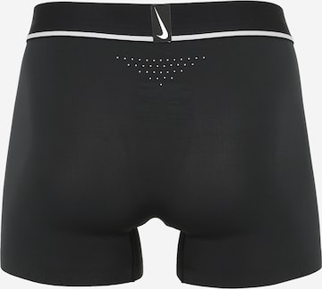 Boxeri de la NIKE pe negru