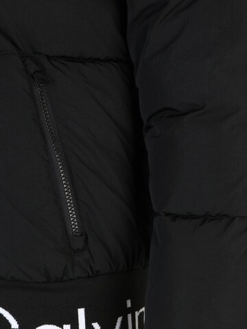 Calvin Klein Jeans Curve Between-season jacket in Black