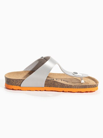 Bayton Teenslipper 'Suryia' in Zilver