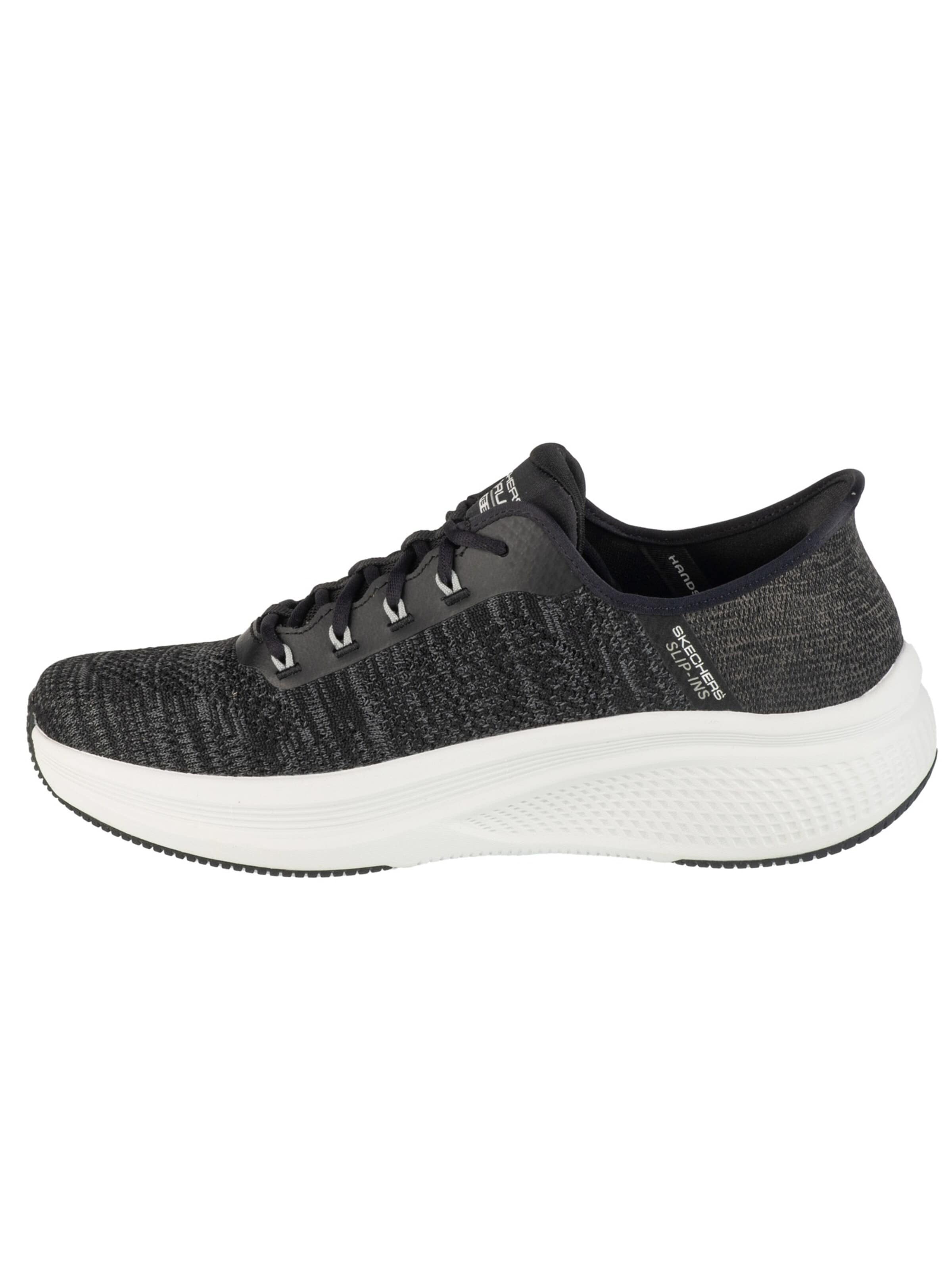 Chaussure de course SKECHERS en noir : devant