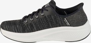 SKECHERS Laufschuh in Schwarz: Vorderseite