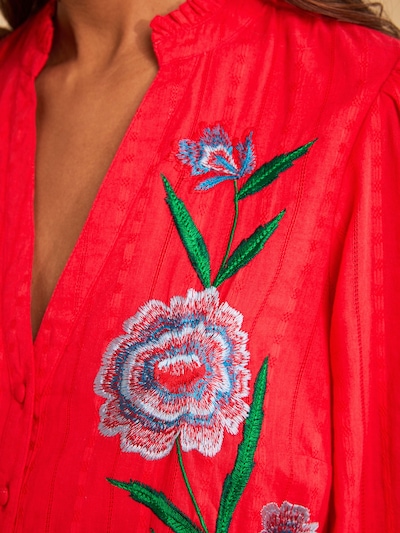 love & roses Chemisier en XS en bleu / vert foncé / rouge / blanc cassé, Vue avec produit